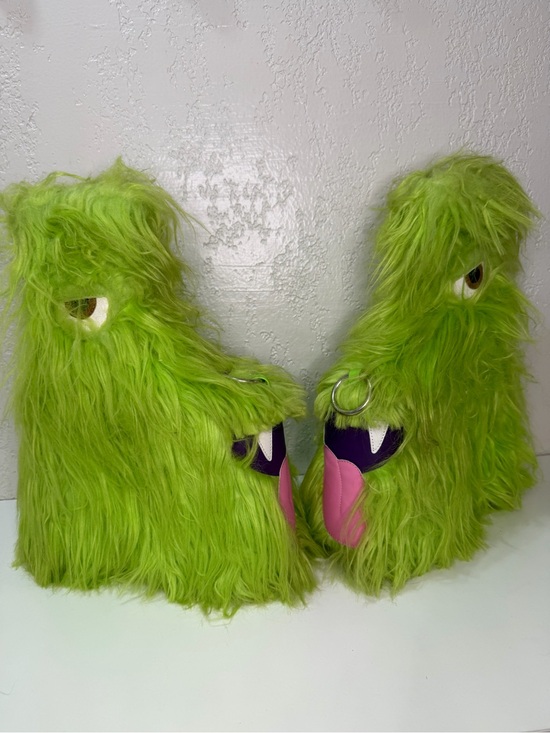 Dolls Kill Shoes - Trickz N’ Treatz Kooky Monster Platform Boots — GREEN